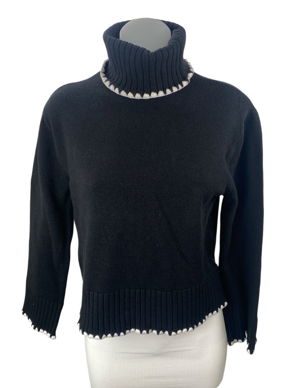 Ellen Tracy Women's Black Ribbed Trim Turtleneck Long Sleeve Sweater Top Size XS